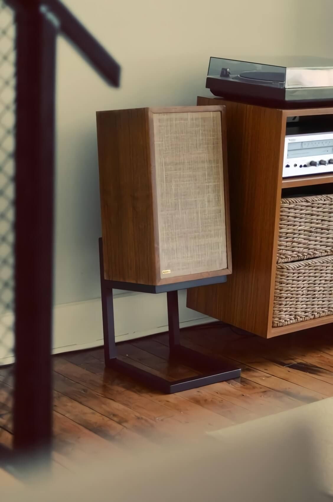 Floor Speaker Stands