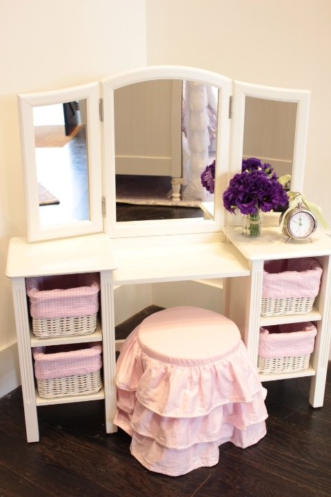 Vanity chairs and stools