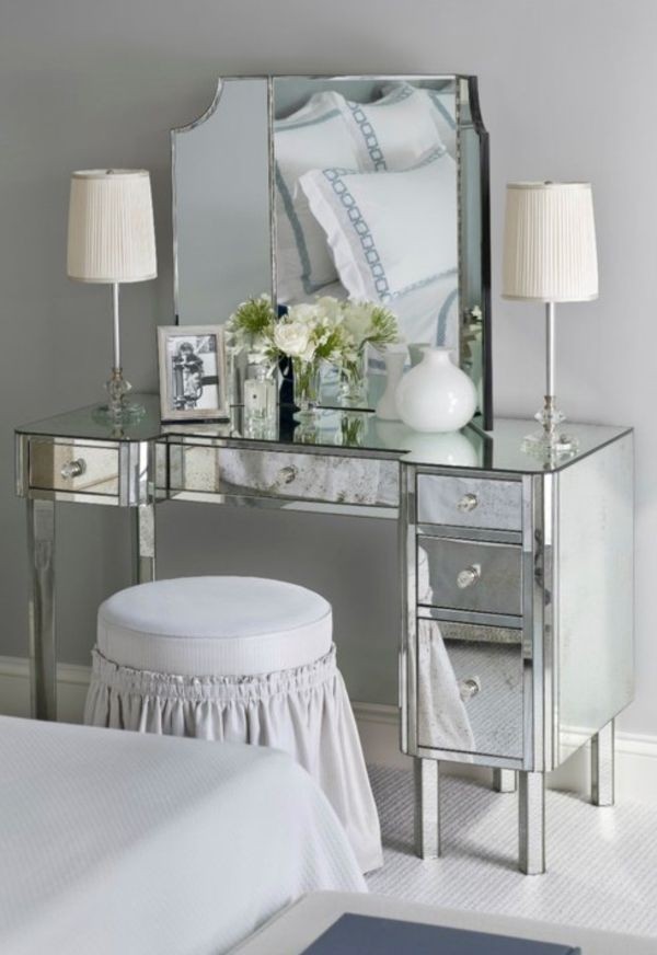 Makeup table with lights
