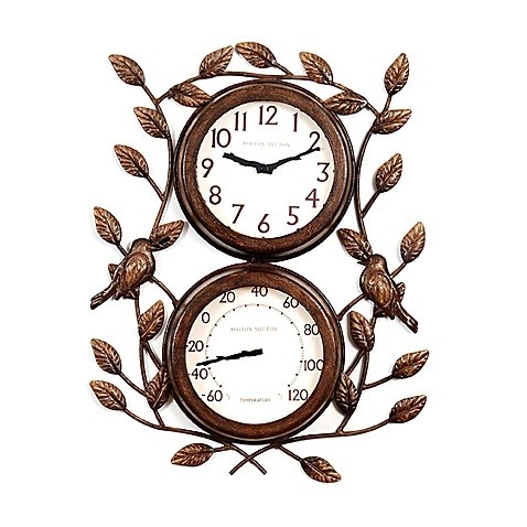 Solar outdoor clock
