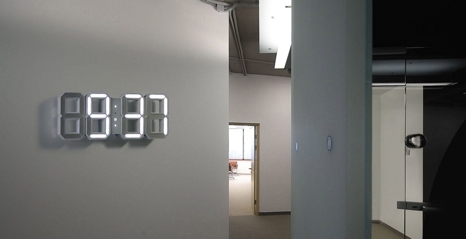 Digital wall clock 9