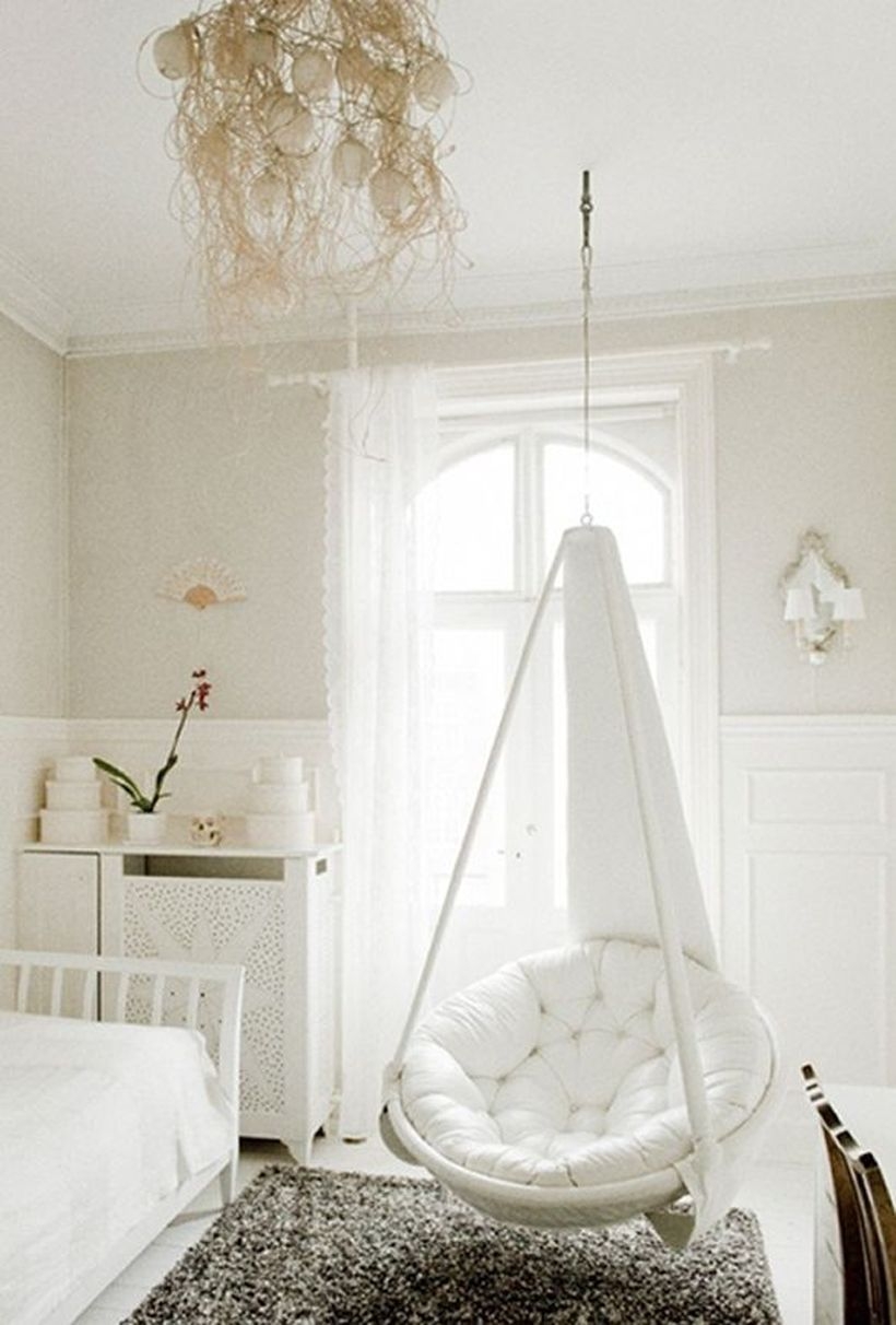 Hanging crows nest