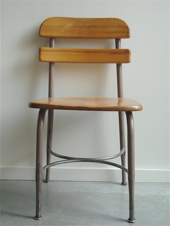 Old school chair 1