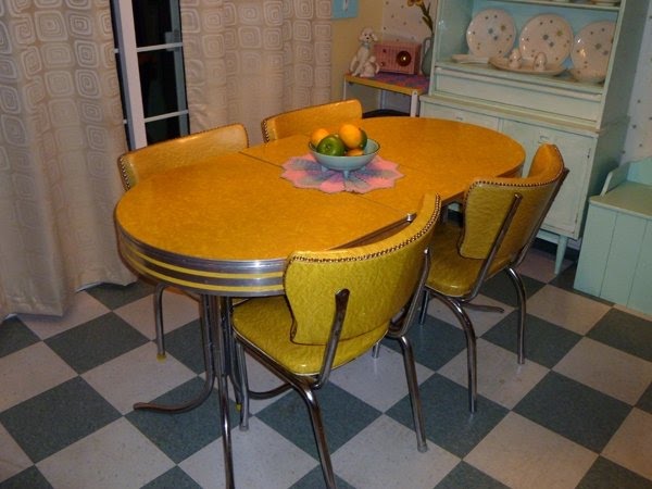 Retro kitchen tables