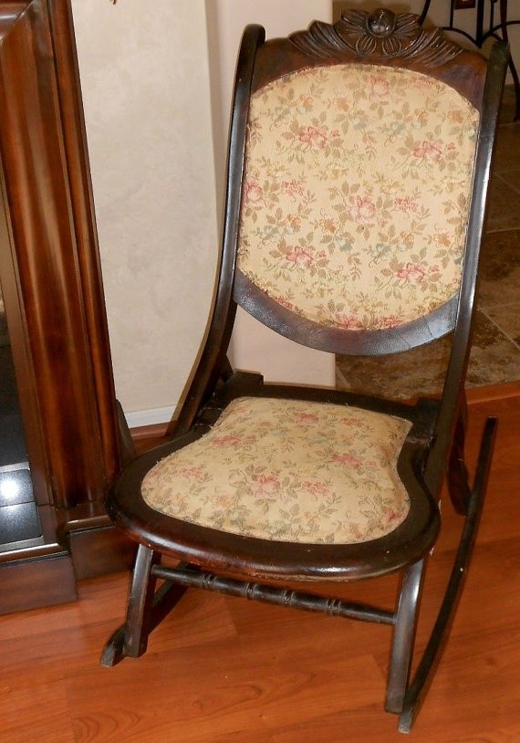 Antique rocking chair ca early 1900s