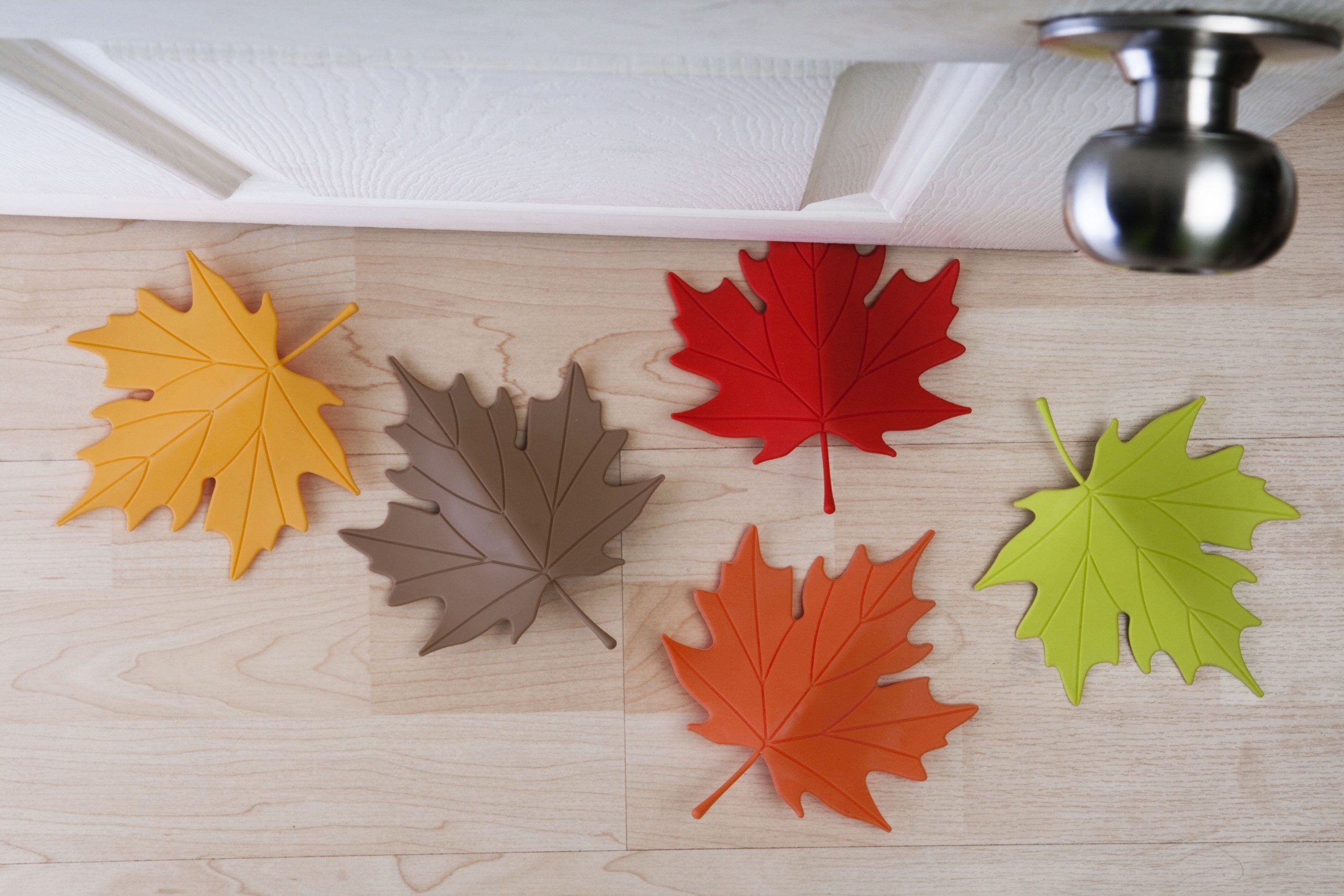 Qualy Leaf Door Stopper - Orange