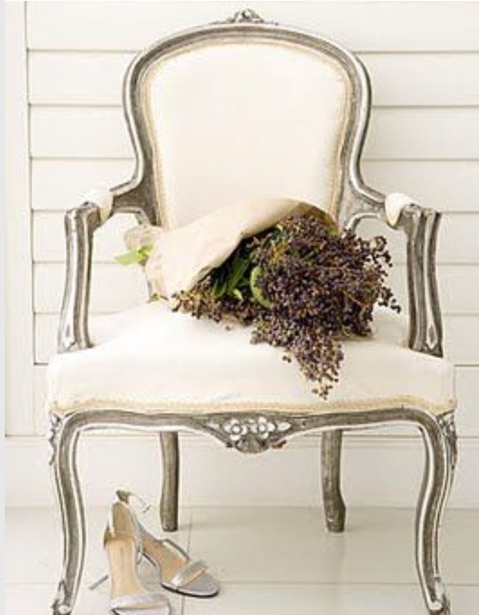 Antique queen anne chairs 1