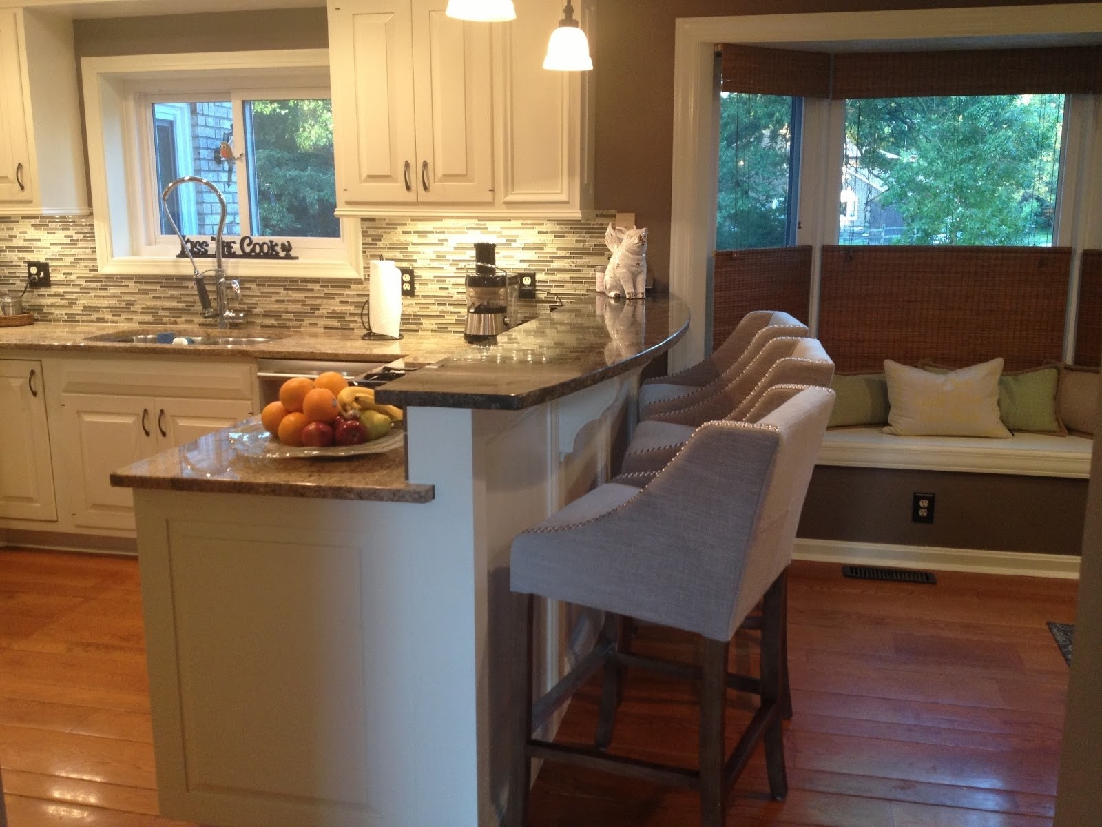 Counter bench seating