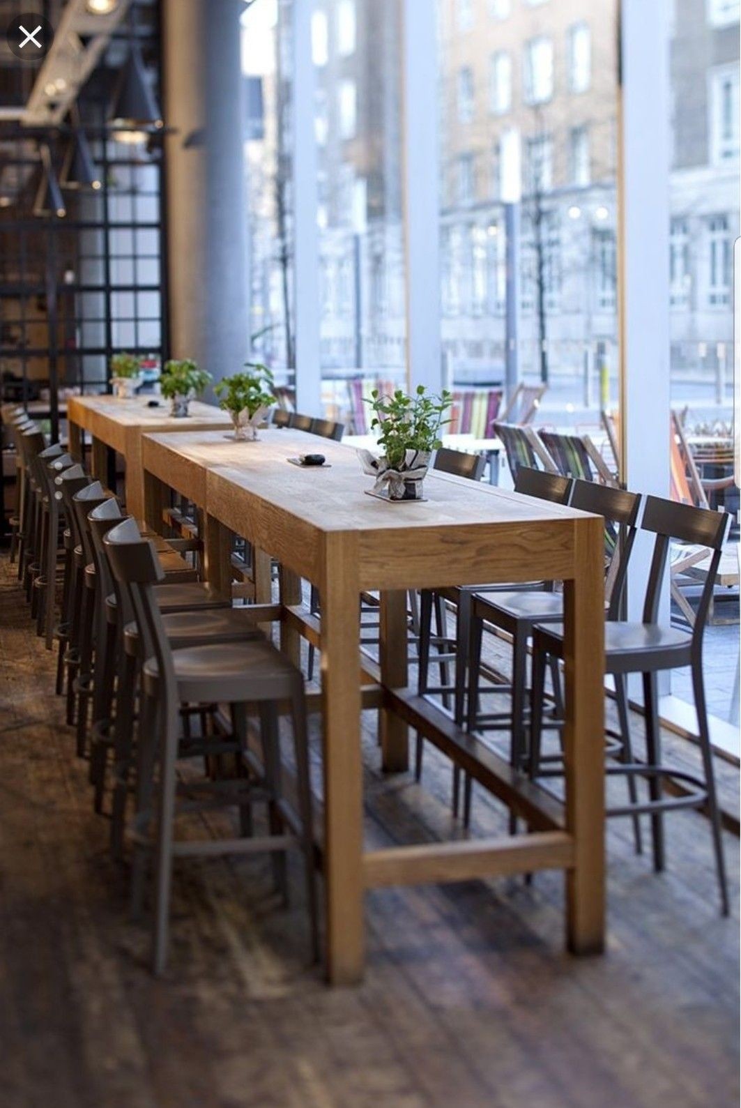Pub table plans