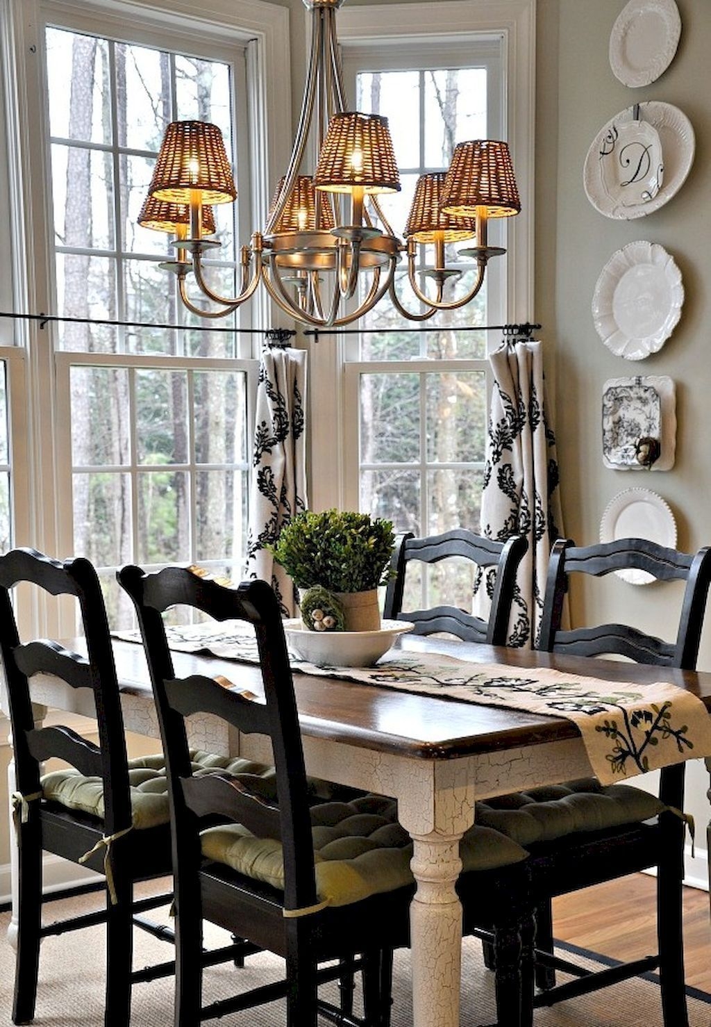 Cafe style table and chairs 3