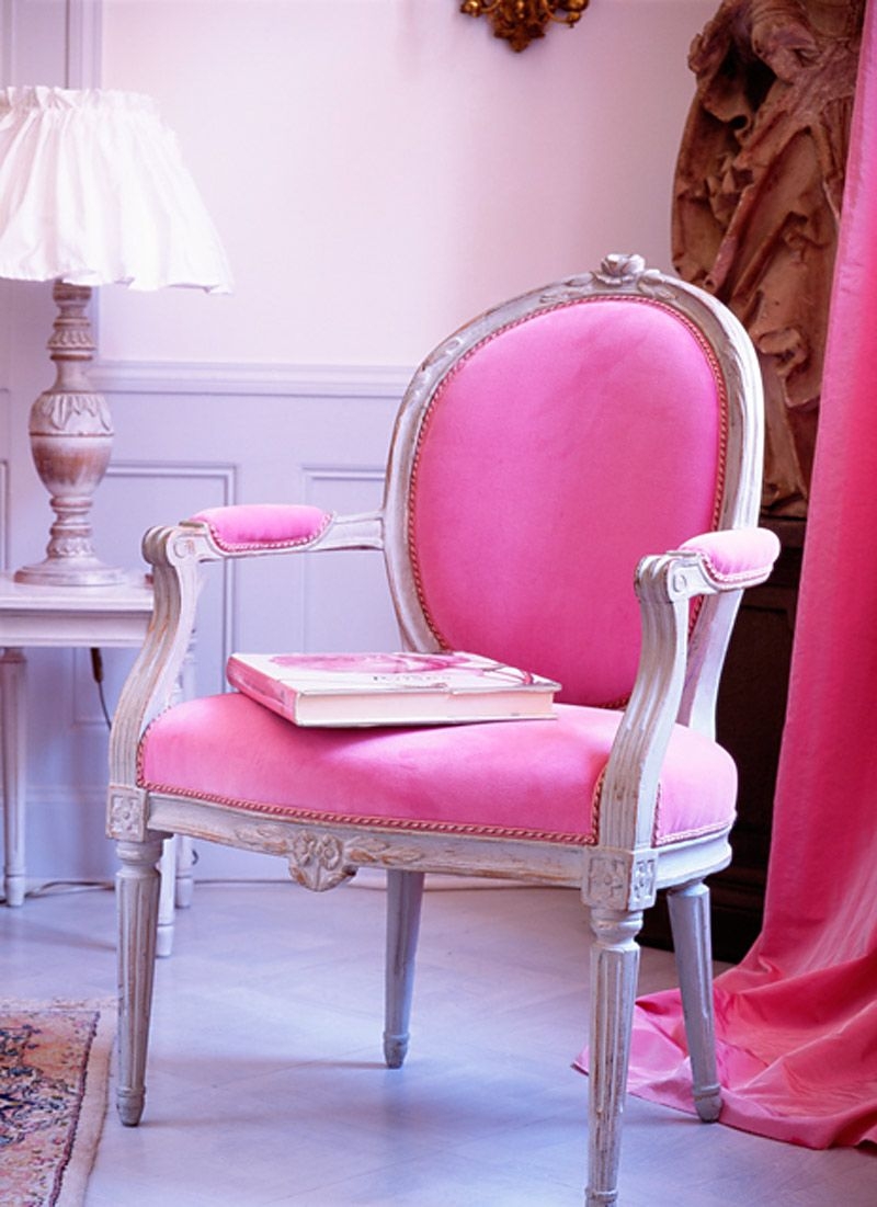 Fuschia chair