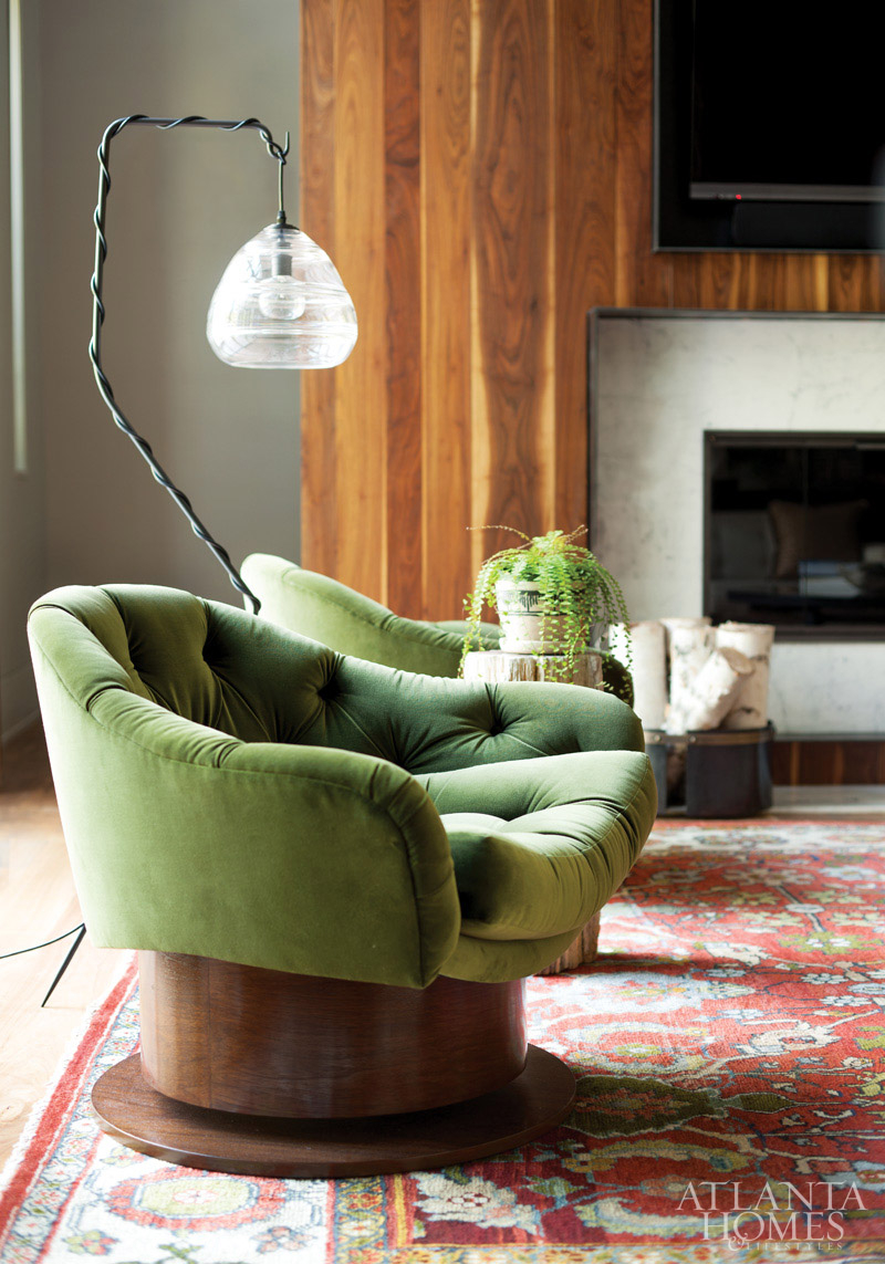Velvet club chair 3