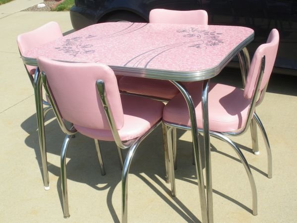 Formica top kitchen table
