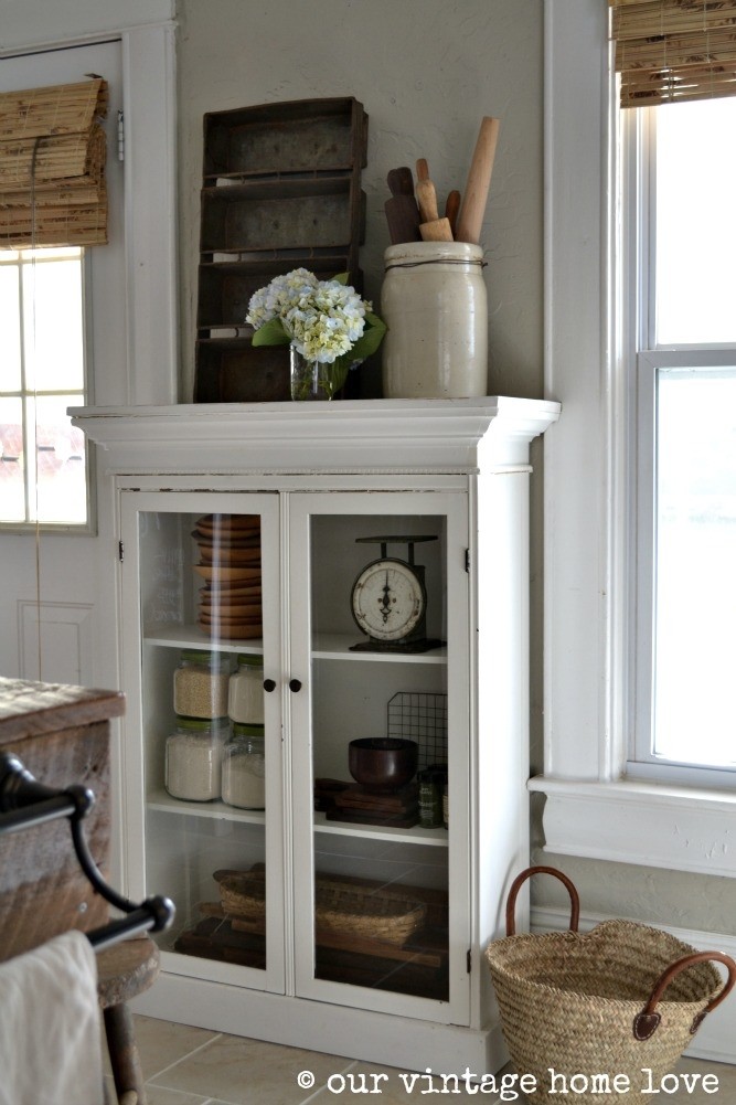 Glass bathroom furniture 8