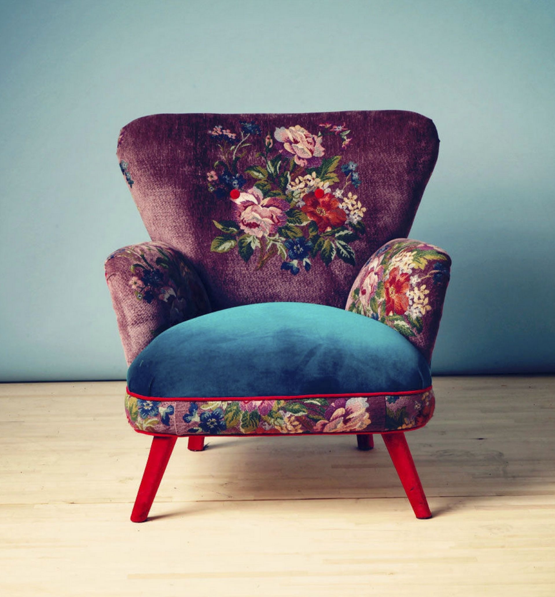 Purple velvet chair