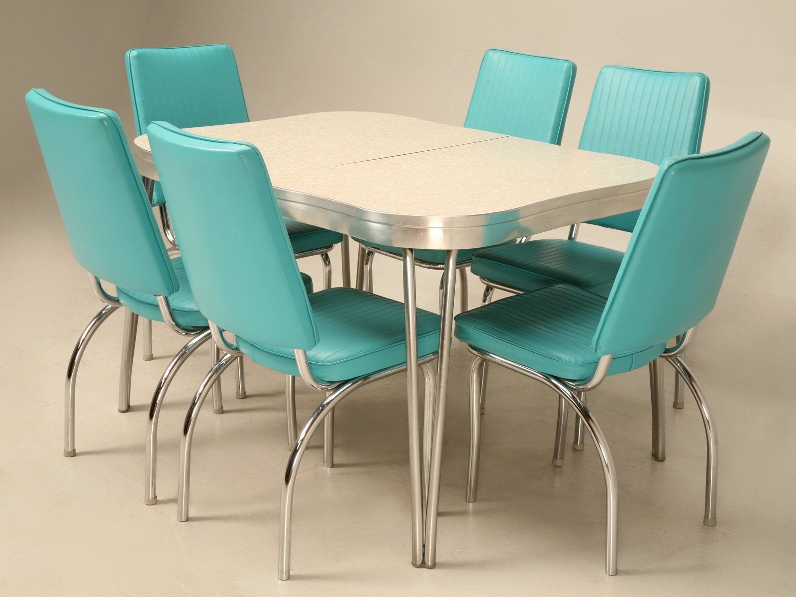 Vintage kitchen table and chairs