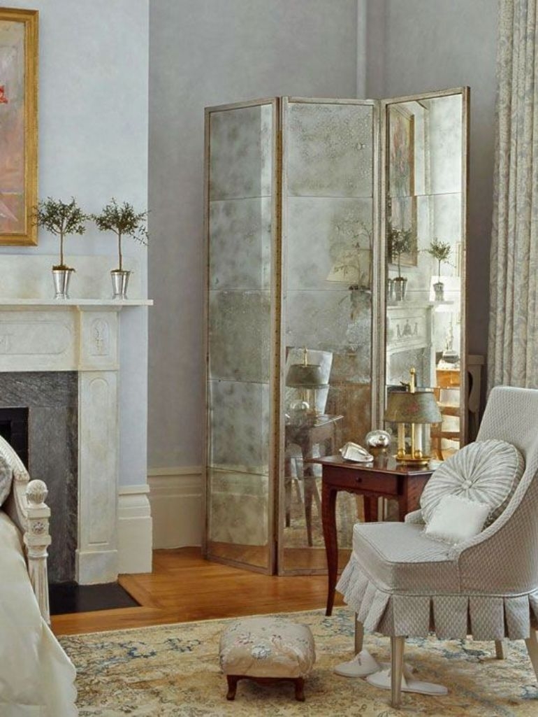 Antique room screens