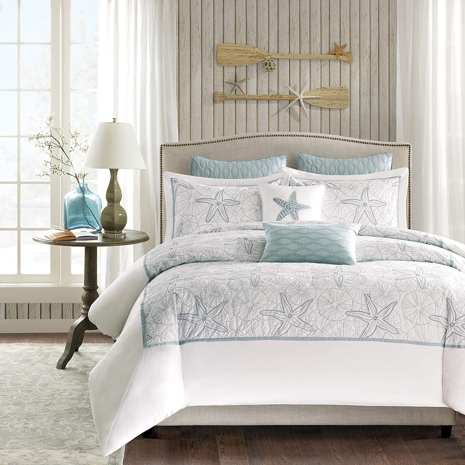 Beach themed bedroom