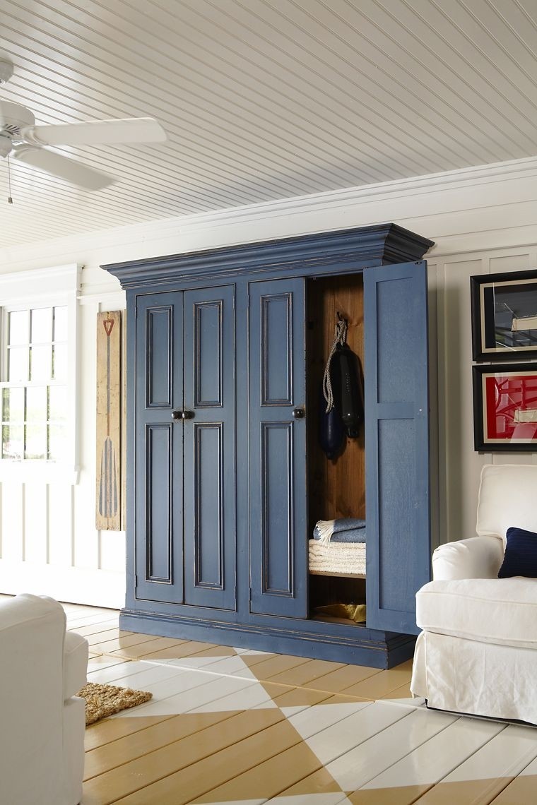 Coat closet armoire