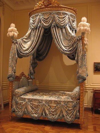 Modern baroque bedroom