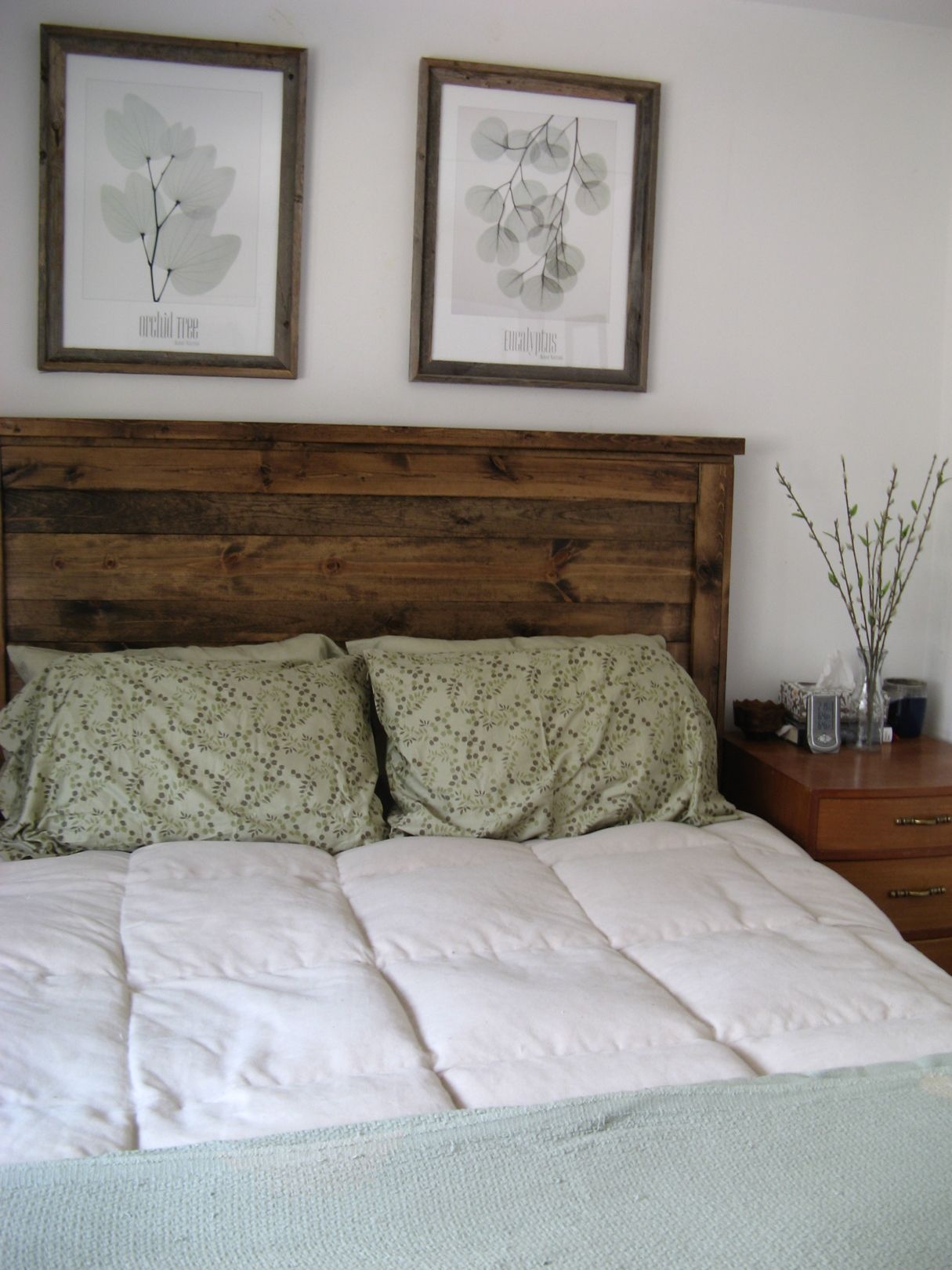 Pine queen headboard