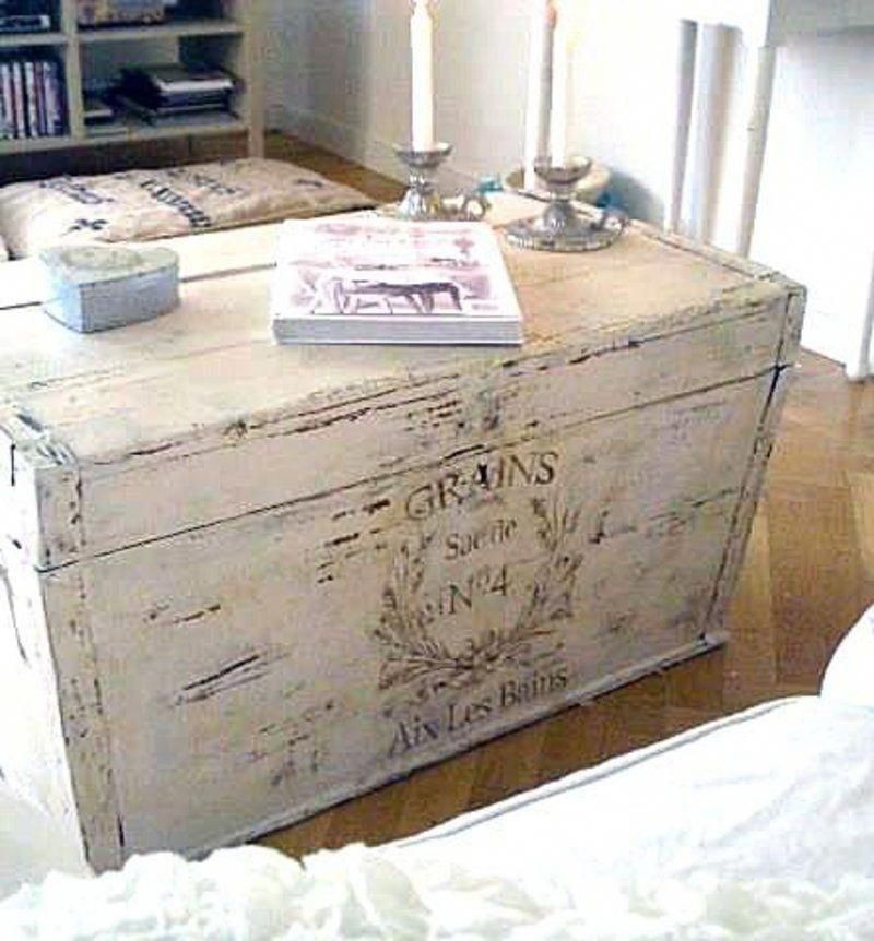 Shabby chic trunks