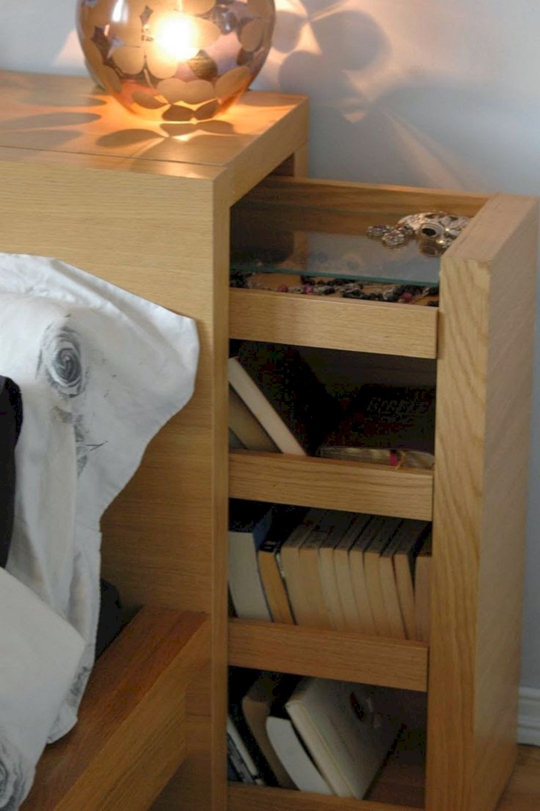 Storage headboards