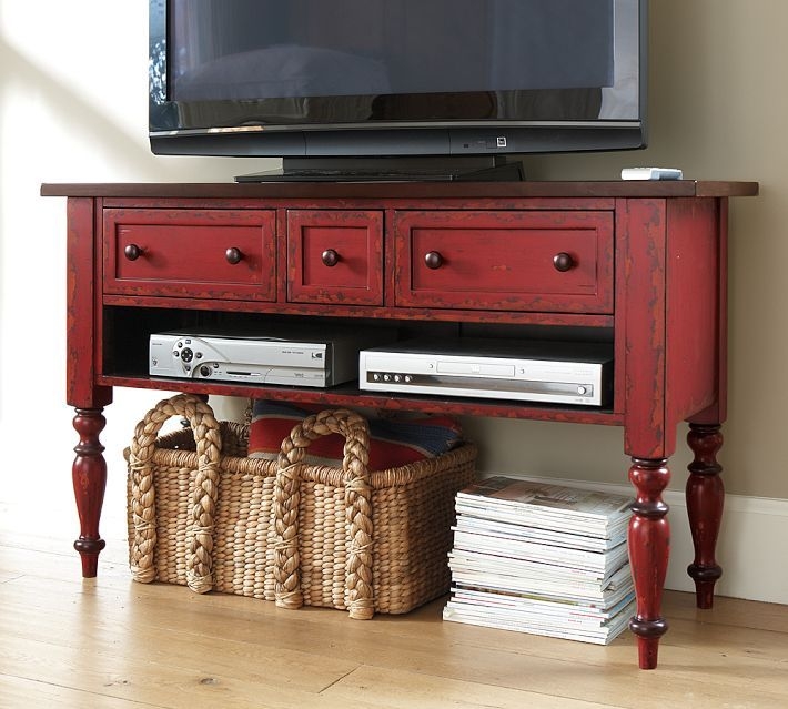 Decorating around a flat screen tv