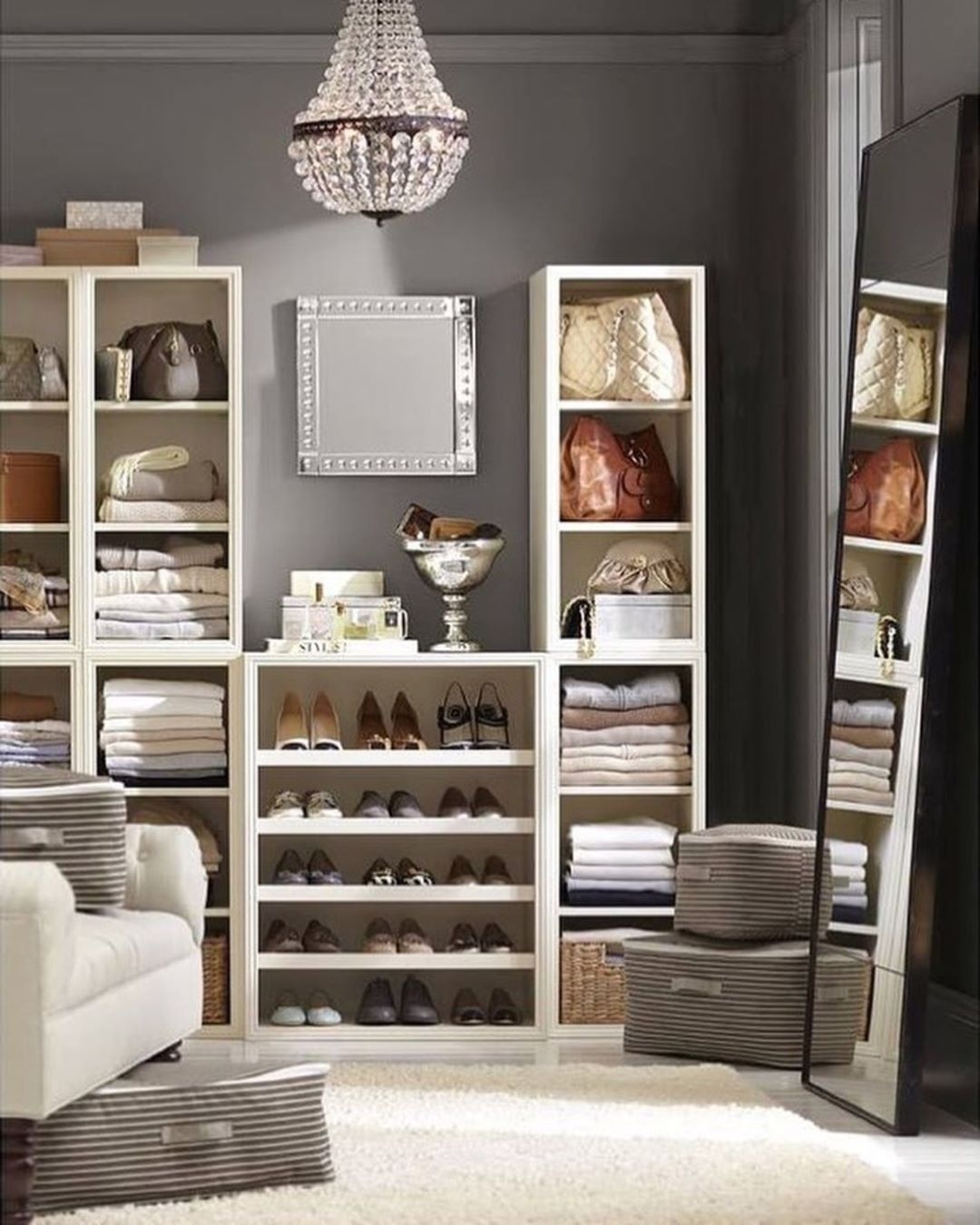 Build your own walk in closet components