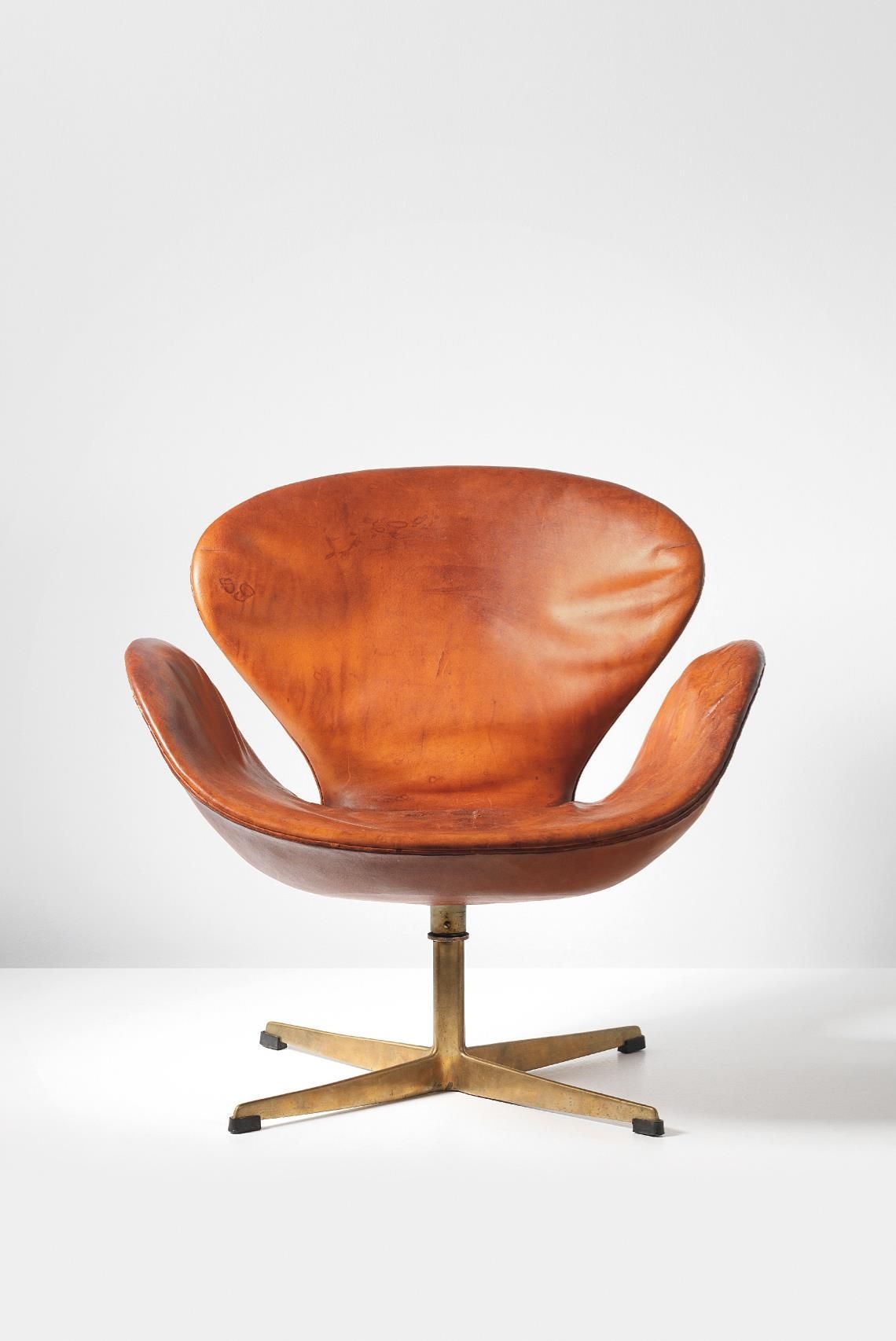 Modern swivel chairs