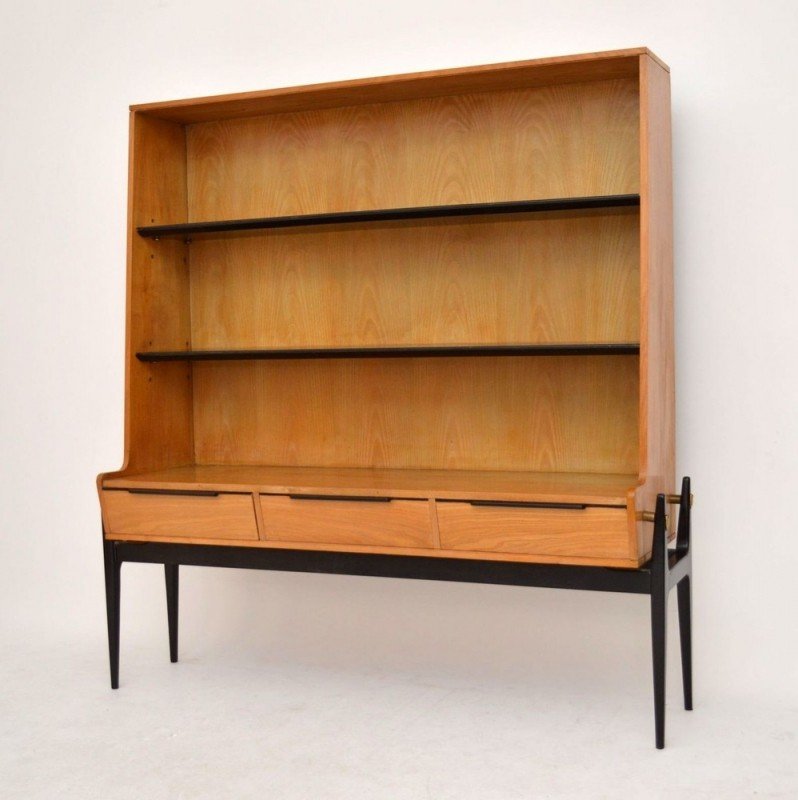 Scandinavian bookcases 8