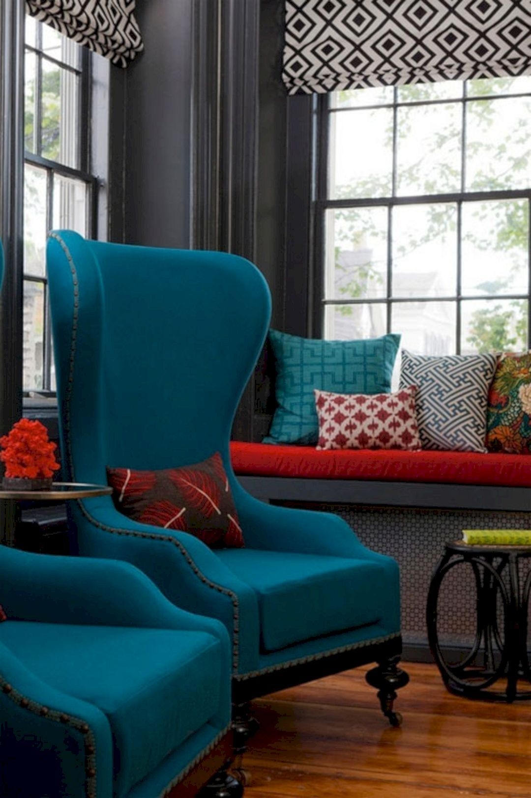 Red wing chair