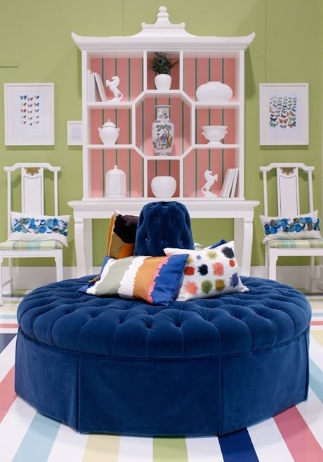 Round tufted ottomans 3
