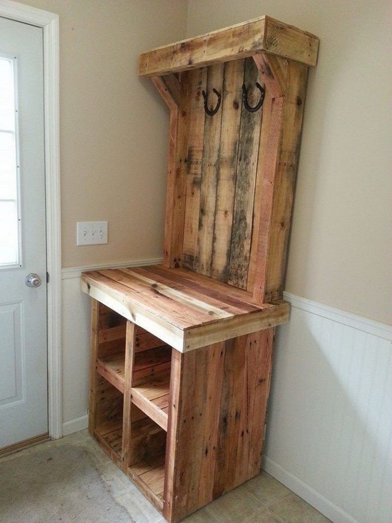 How to build a hall tree