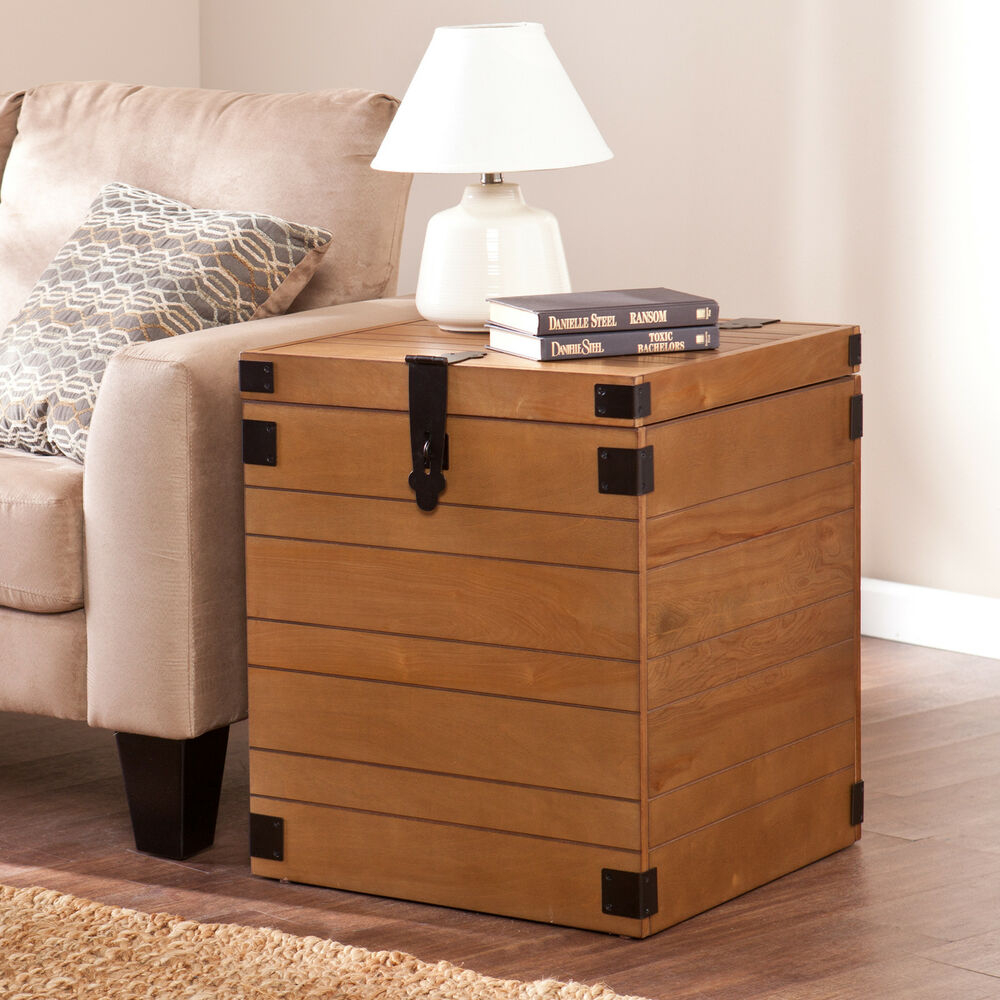 Southern Enterprises Coronado Trunk End Table, Warm Autumn Oak