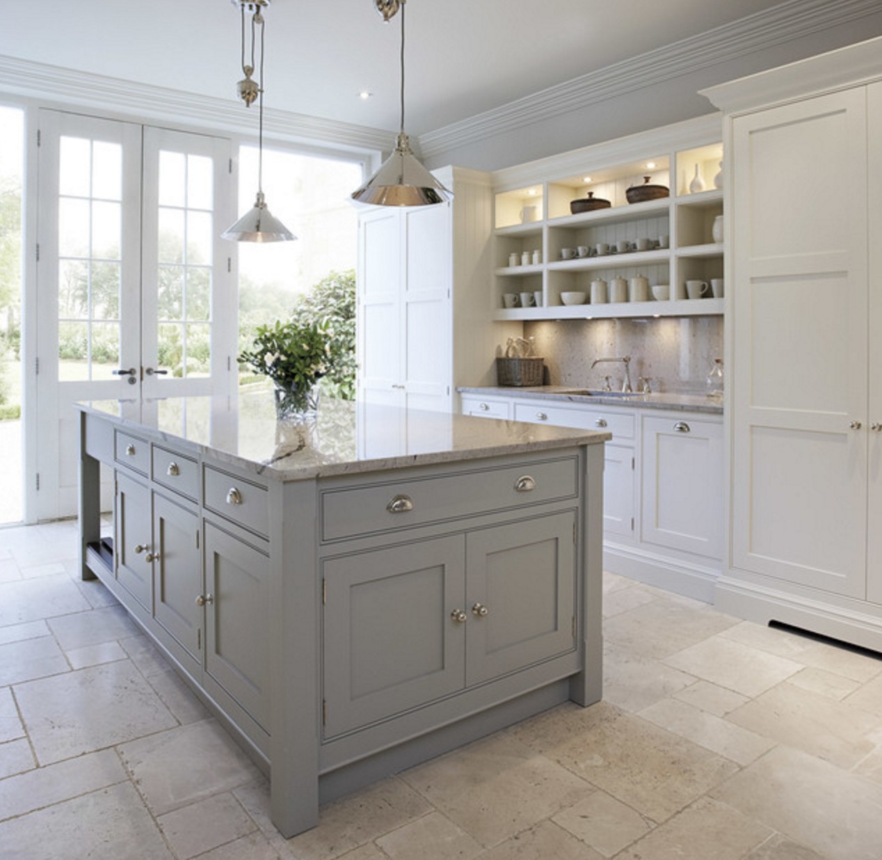 Cabinet pulls for shaker cabinets