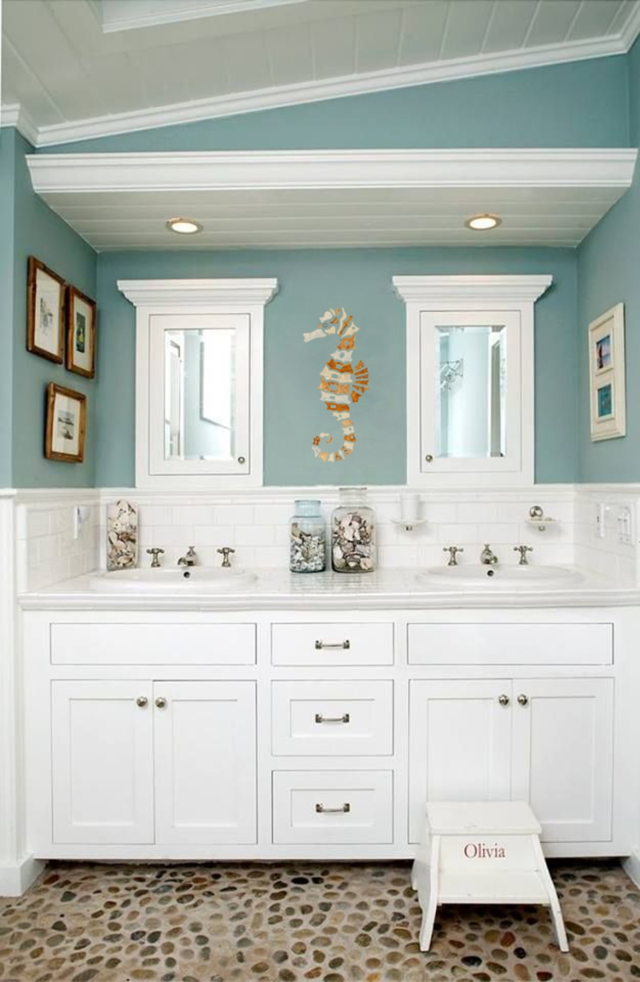 Coastal bathroom