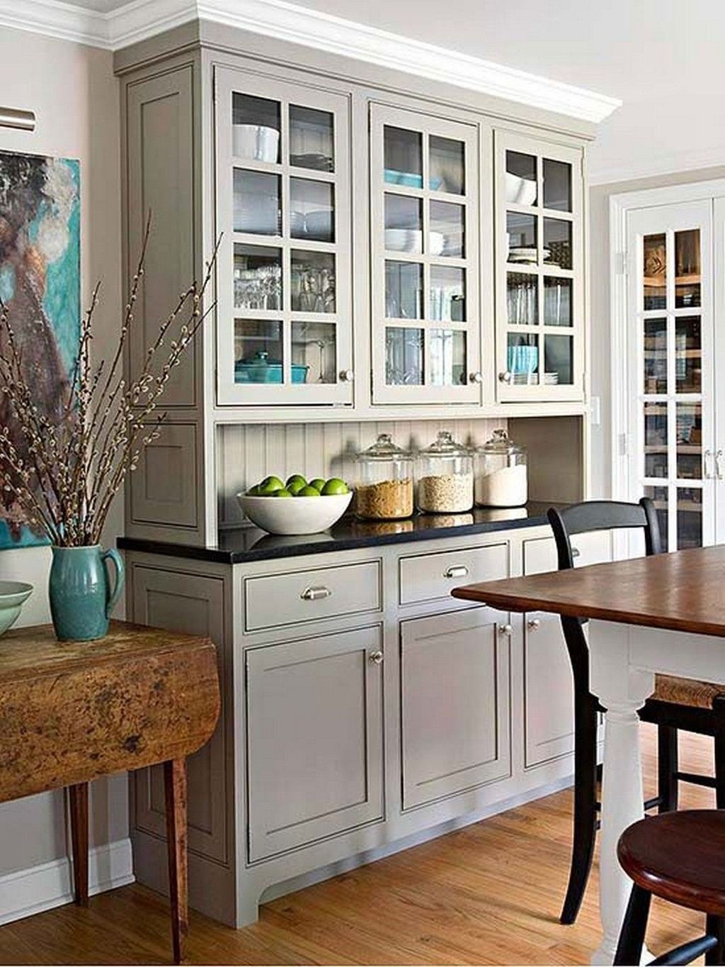 Glass buffet