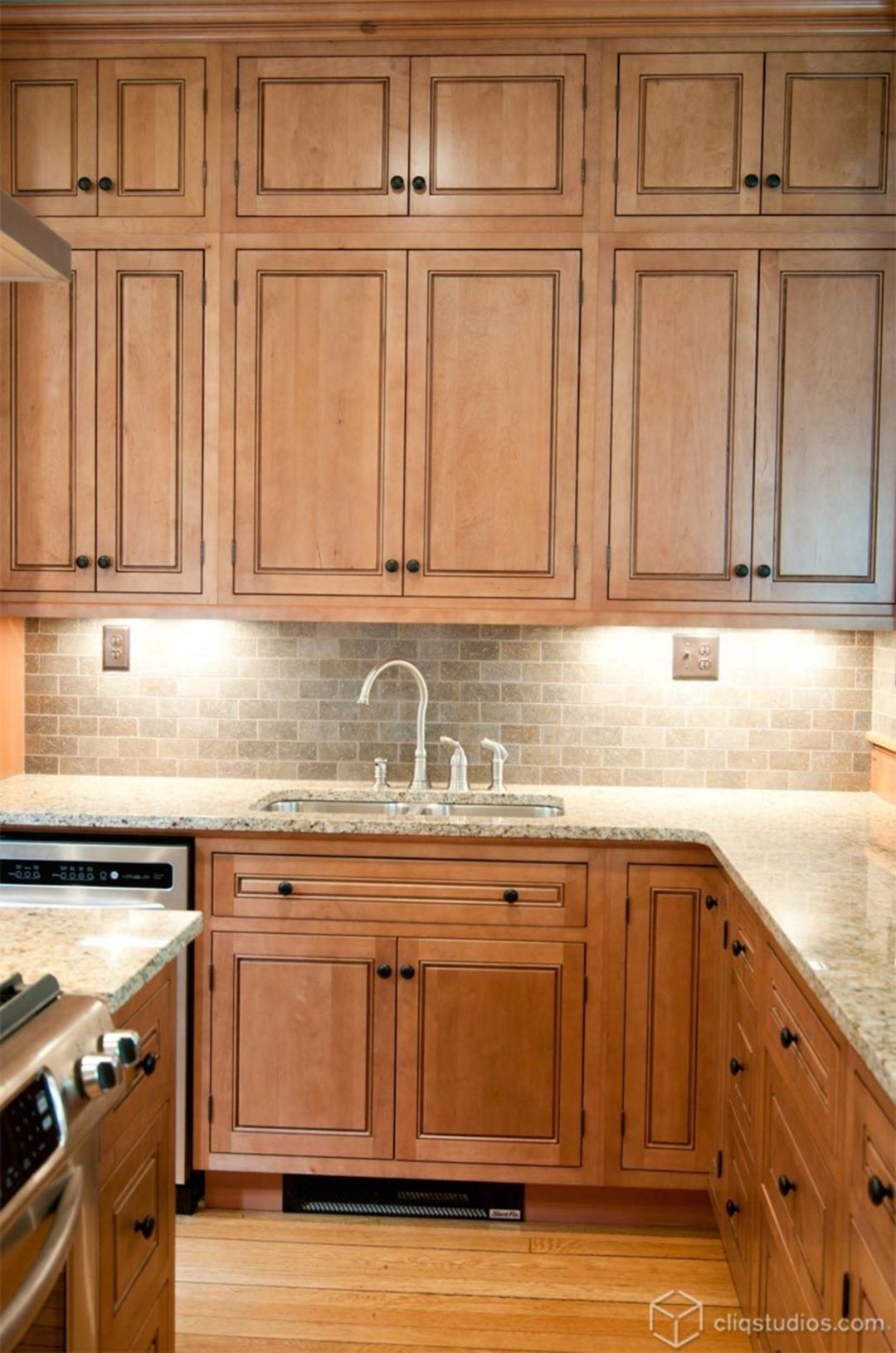 Kitchen island maple