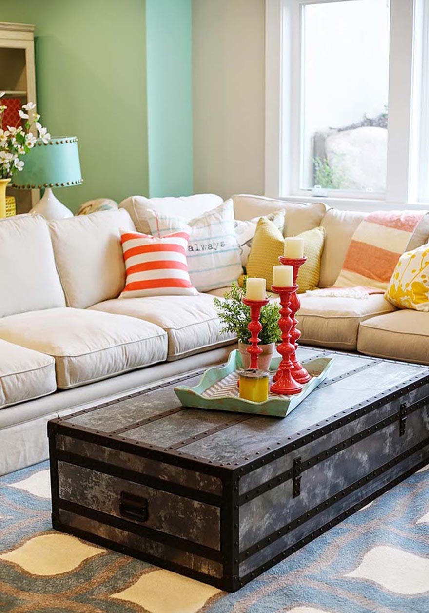 Shabby chic trunk coffee table