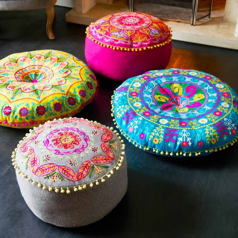 Round floor cushion