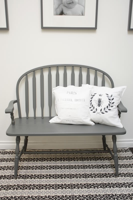 Antique windsor bench