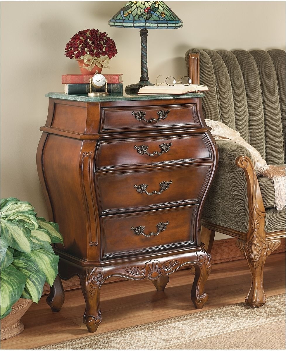 Design Toscano AE6576 Voltaire Bombe Chest