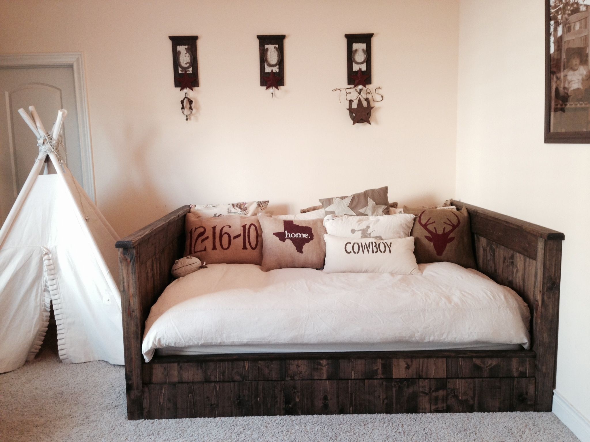 Diy daybed