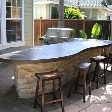 Curved home bar