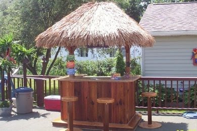 Small outdoor bar