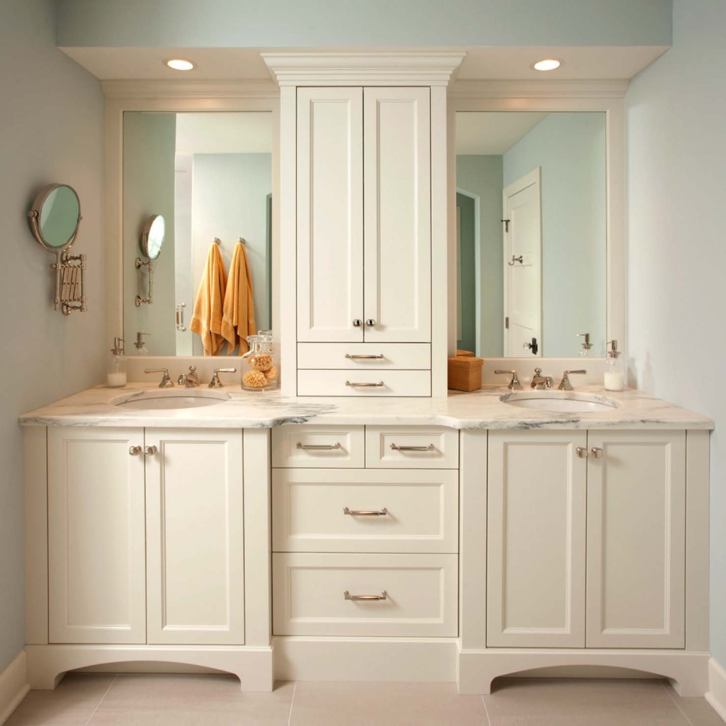 Double vanity base 5