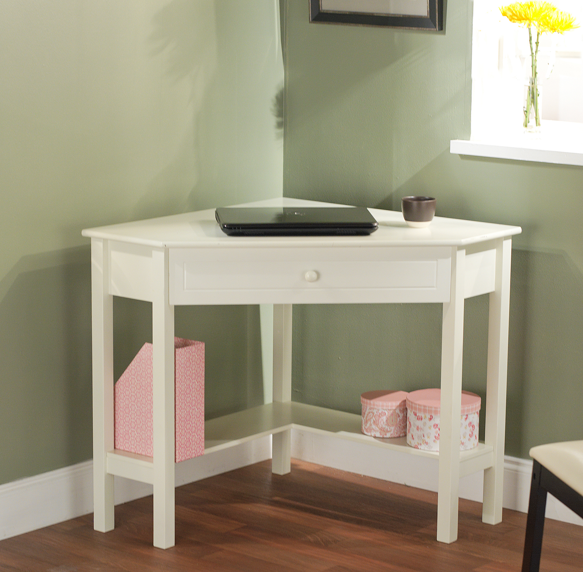 Corner writing desk multiple finishes