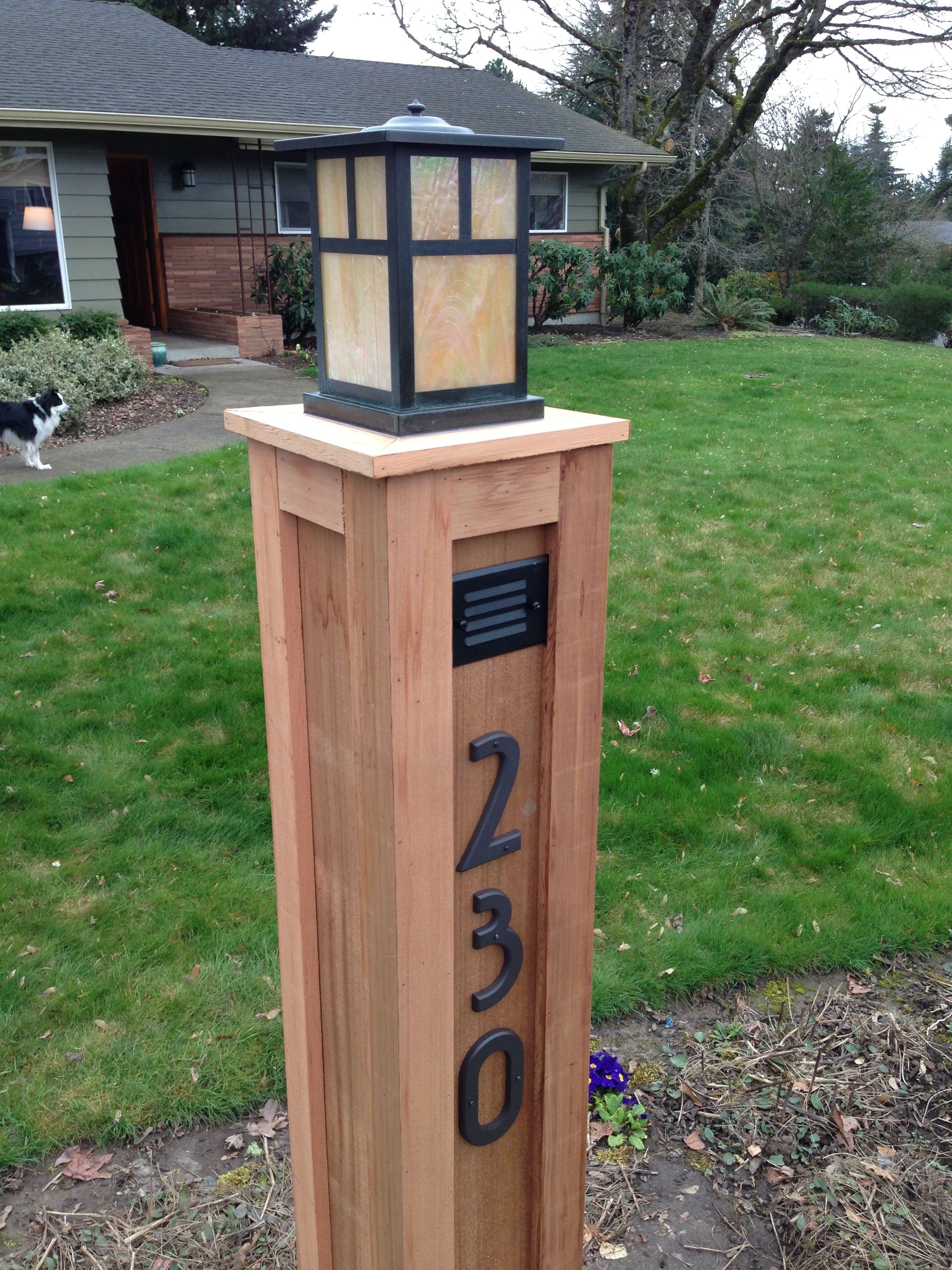Lit house numbers