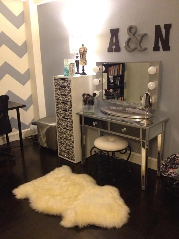 Makeup station setup
